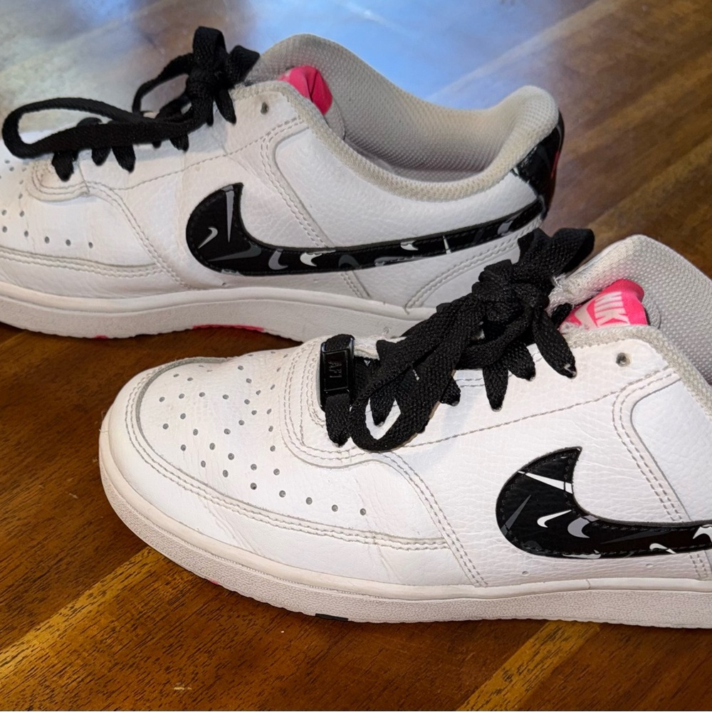 Nike Women’s White Sneakers with Black and Pink Accents